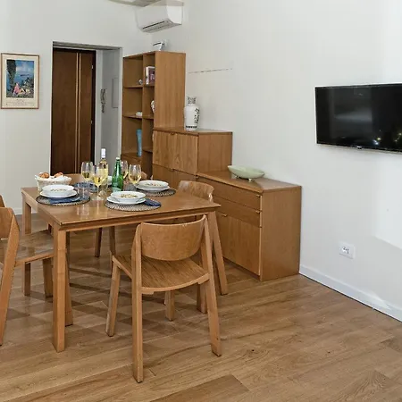 Borgo Del Grillo P2-9 By Wonderful Italy Apartment Sirmione
